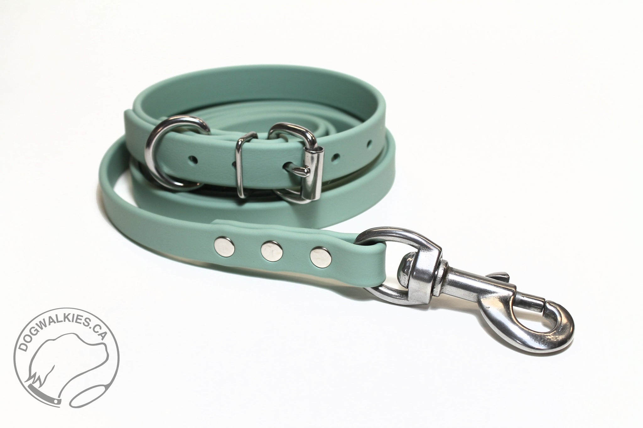Sage Green Biothane Dog Collar - 3/4 (20mm) wide – Dog Walkies.ca