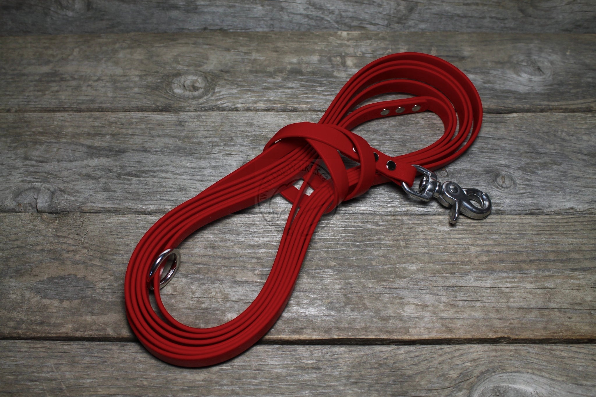 **NEW Chili Red Waterproof Tracking Recall Long Line
