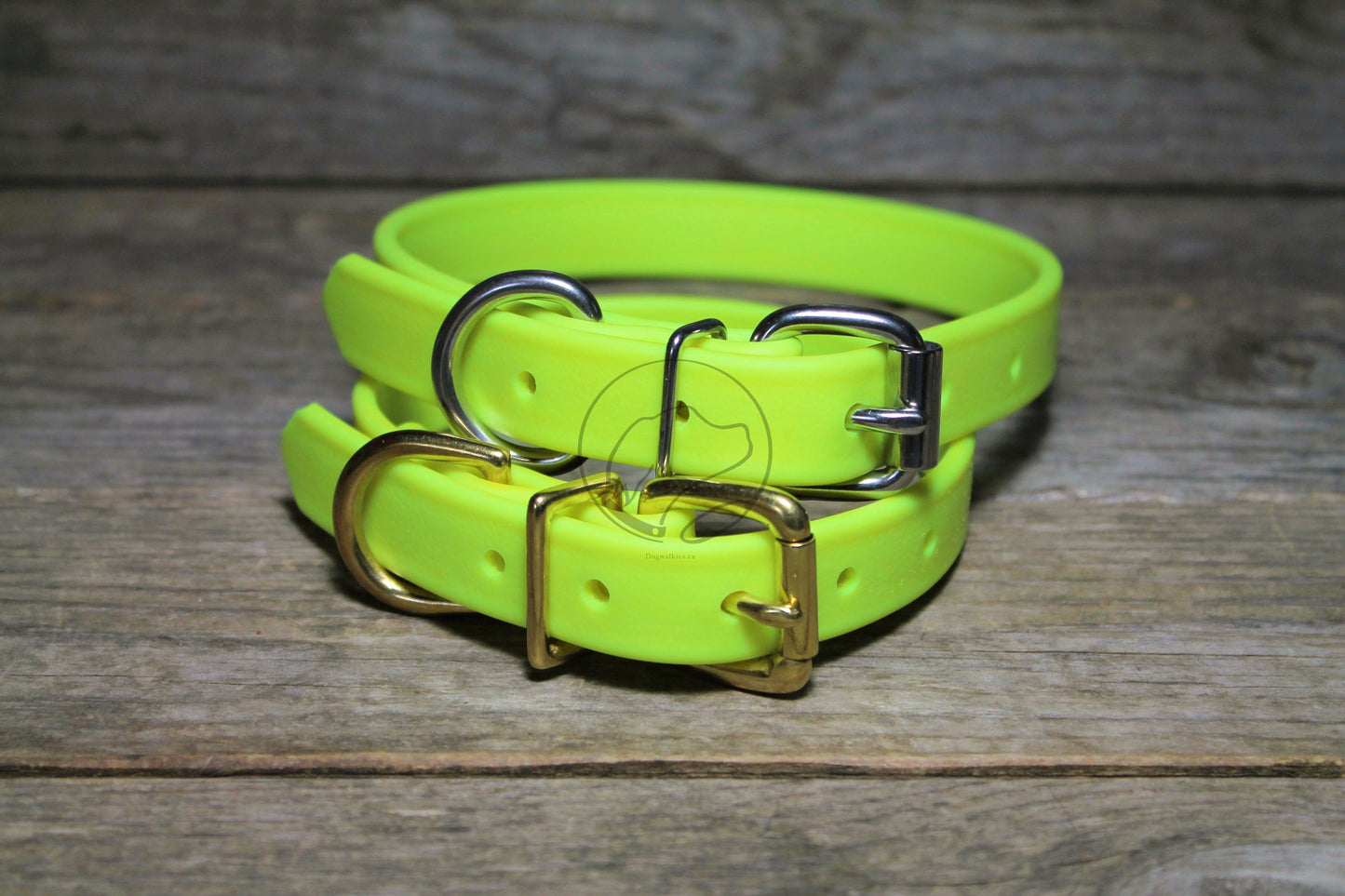 Medium Dog Collar in Genuine Biothane - 20mm (3/4") width - 40 colours
