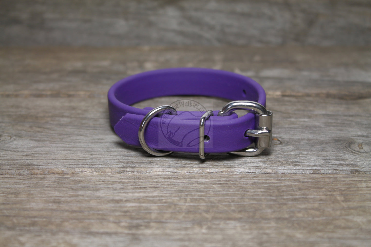 Small Dog Collar in Genuine Biothane - 16mm (5/8") width - 39 colours