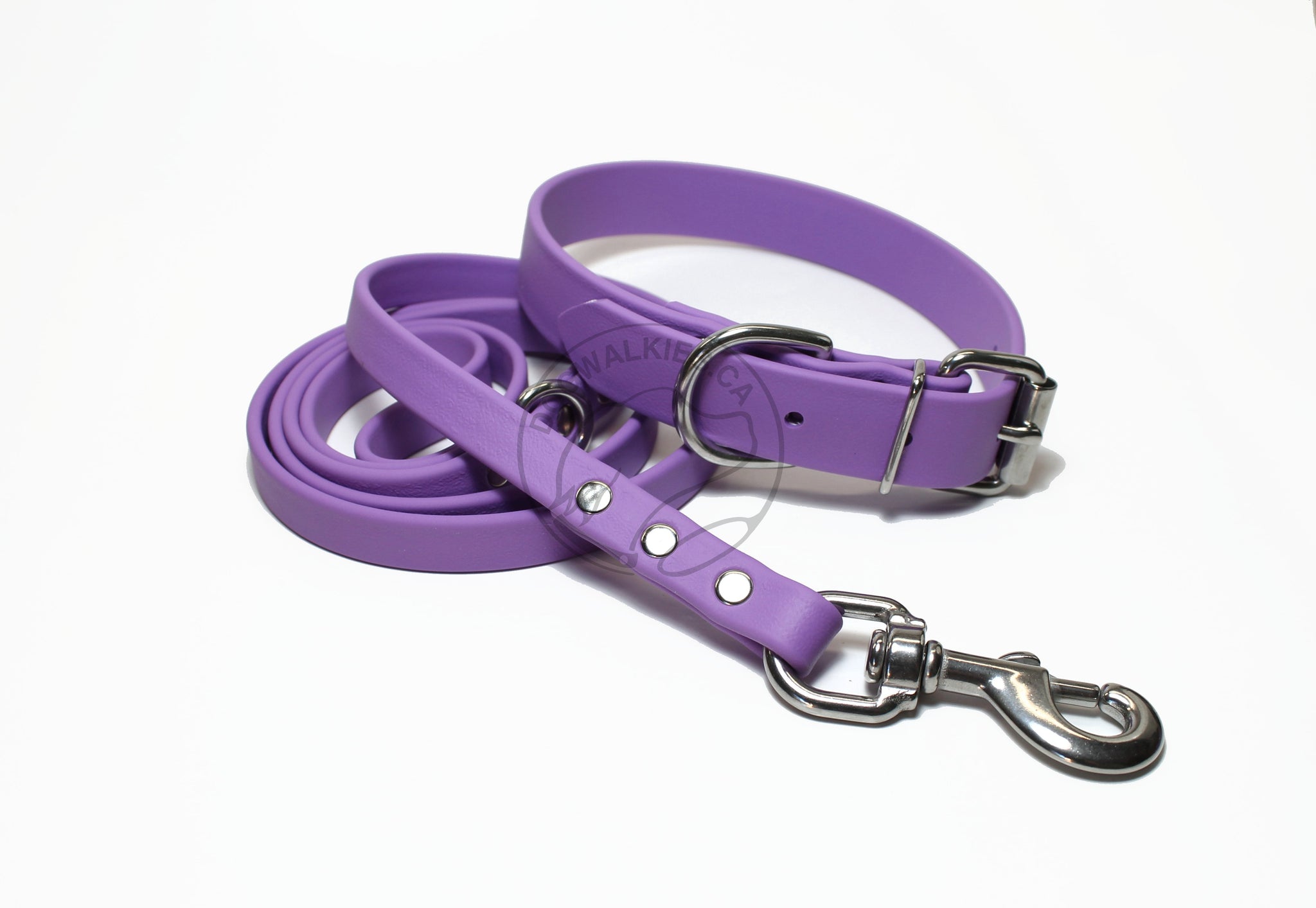 Amethyst purple dog leash and collar set. Made from durable Biothane coated webbing. Features stainless steel hardware. Custom length / size, handmade and waterproof. Vegan-friendly.