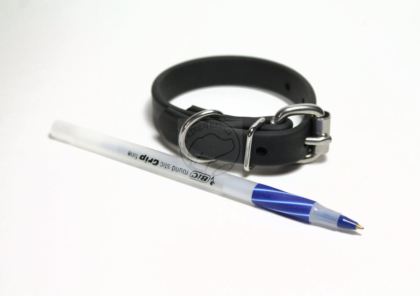 Small Dog Collar in Genuine Biothane - 16mm (5/8") width - 39 colours