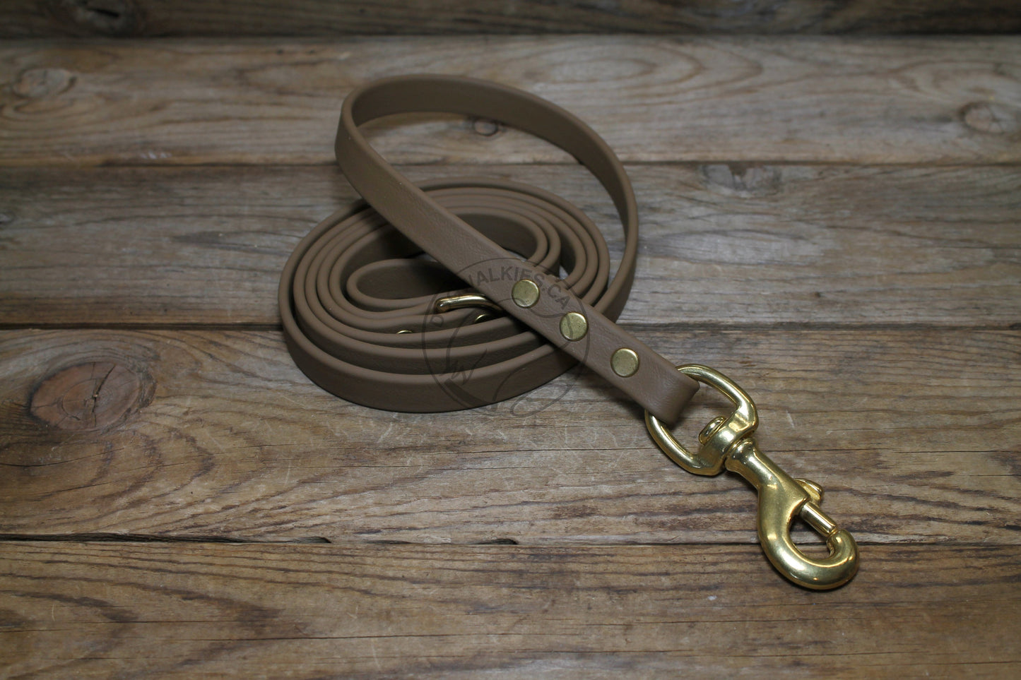 Coyote Tan Biothane Dog Leash - Regular 16mm (5/8") width